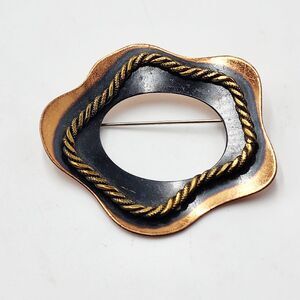 Vintage Modernist Genuine Copper Geometric Round Open Circle Brooch Pin